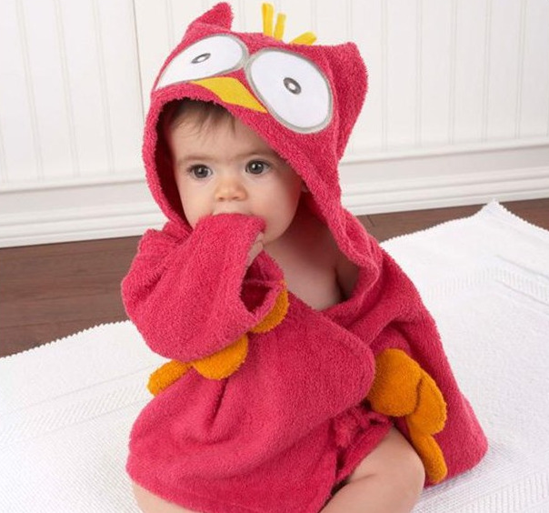 Cartoon hooded baby bathrobe