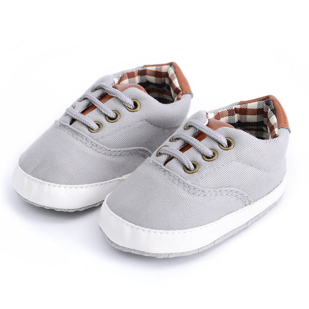 Solid color casual shoes